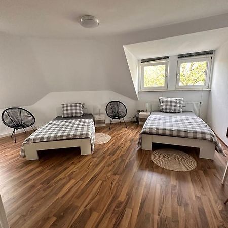 Zimmer Im Zentrum - In Der Naehe Zum Hauptbahnhof 帕德博恩 外观 照片