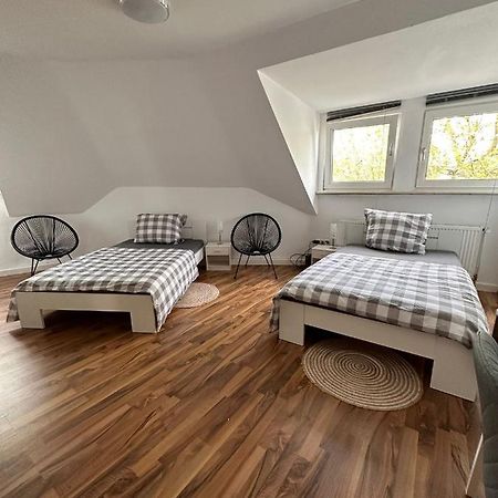 Zimmer Im Zentrum - In Der Naehe Zum Hauptbahnhof 帕德博恩 外观 照片