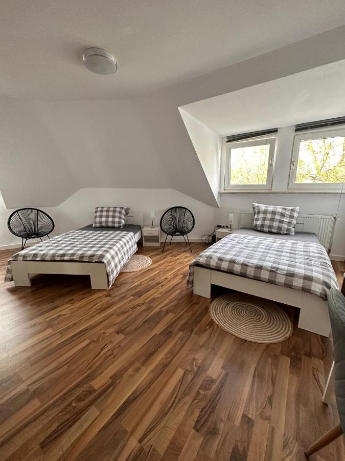 Zimmer Im Zentrum - In Der Naehe Zum Hauptbahnhof 帕德博恩 外观 照片
